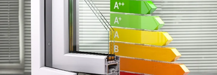 Fensterrahmen mit Energieeffizienzklassen